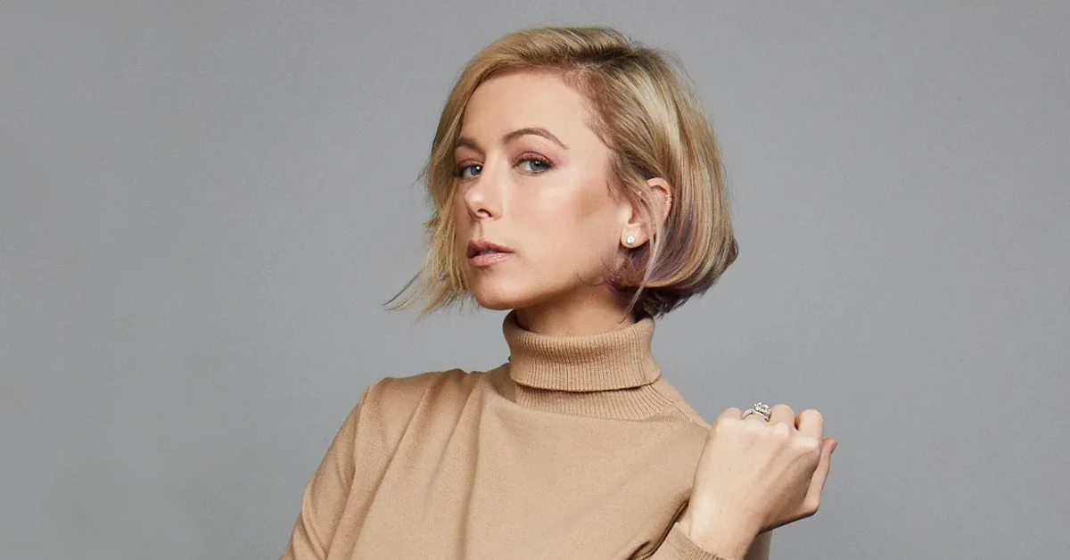 Iliza Shlesinge Net Worth: From Stand-Up Star to Hollywood Icon 